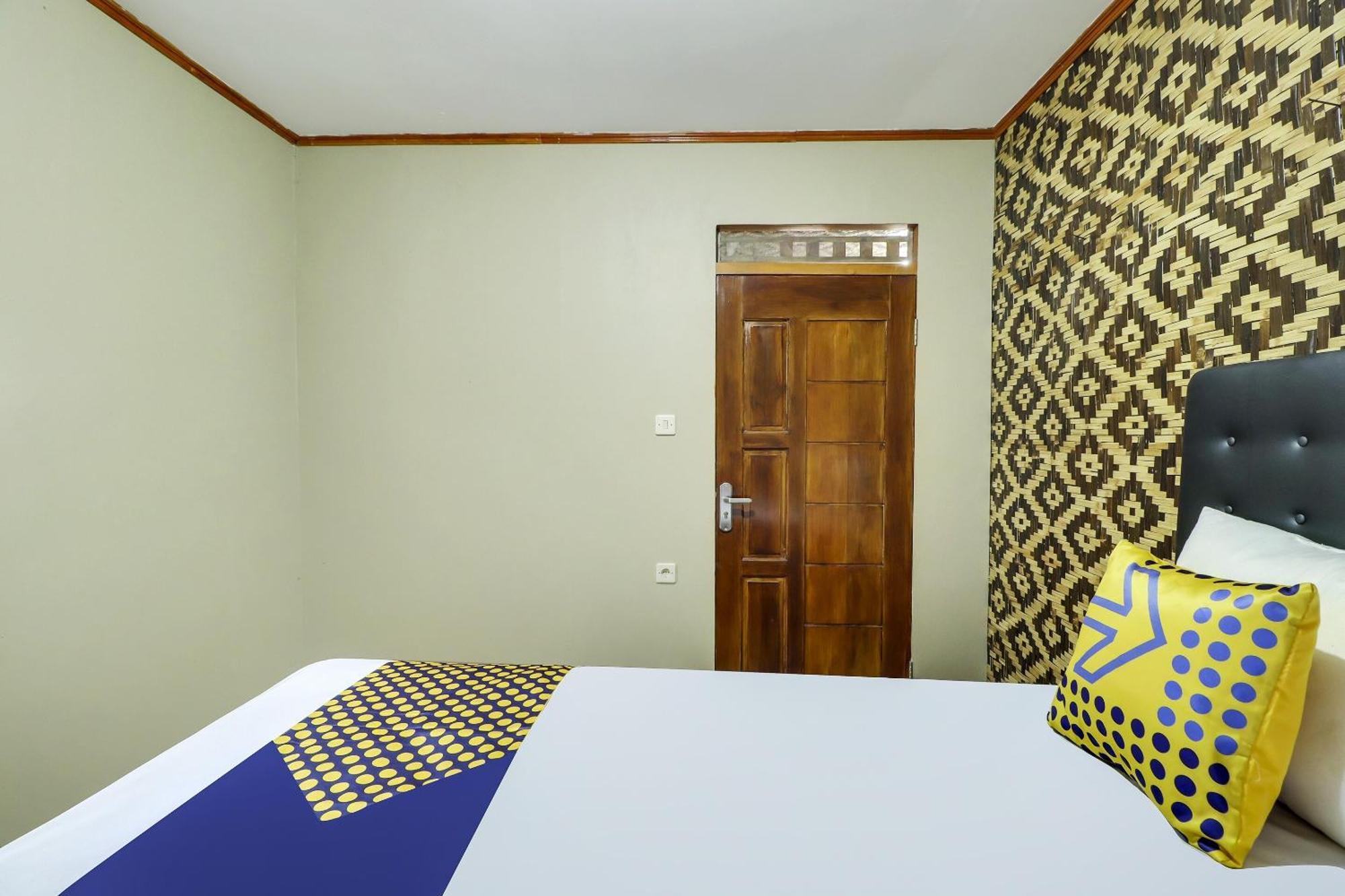 Pendjalu Oyo Homes 90956 Desa Wisata Guranteng מראה חיצוני תמונה